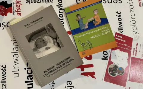 Książki o afazji: "Wczesne uszkodzenie dojrzewającego mózgu" i "Terapia psychomotoryczna dzieci".